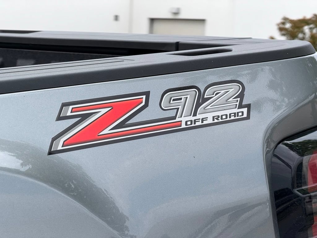 New 2026 Sterling Metallic GMC AT4 image 14