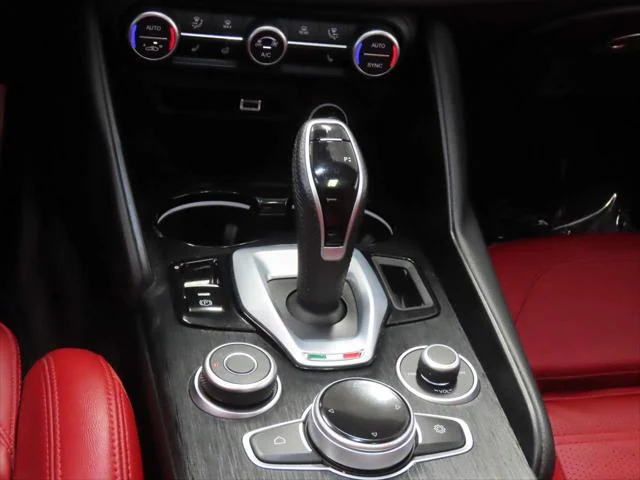 Used 2022 White Alfa Romeo Sprint RWD image 11