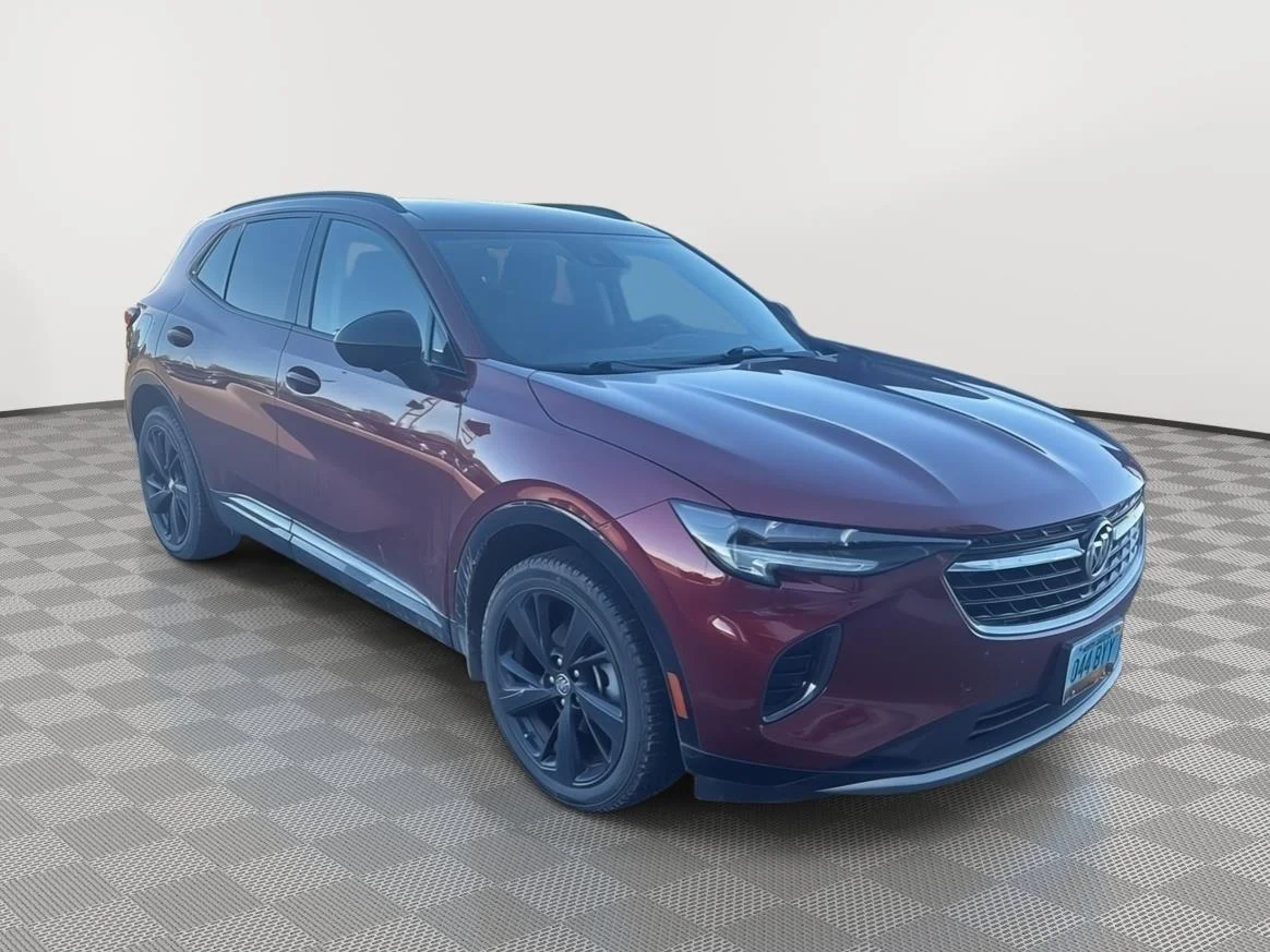 Used 2022 CINNABAR METALLIC Buick Essence image 2