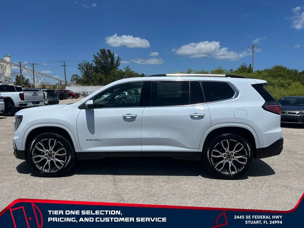 New 2026 Glacier White Tricoat GMC Denali Ultimate image 4