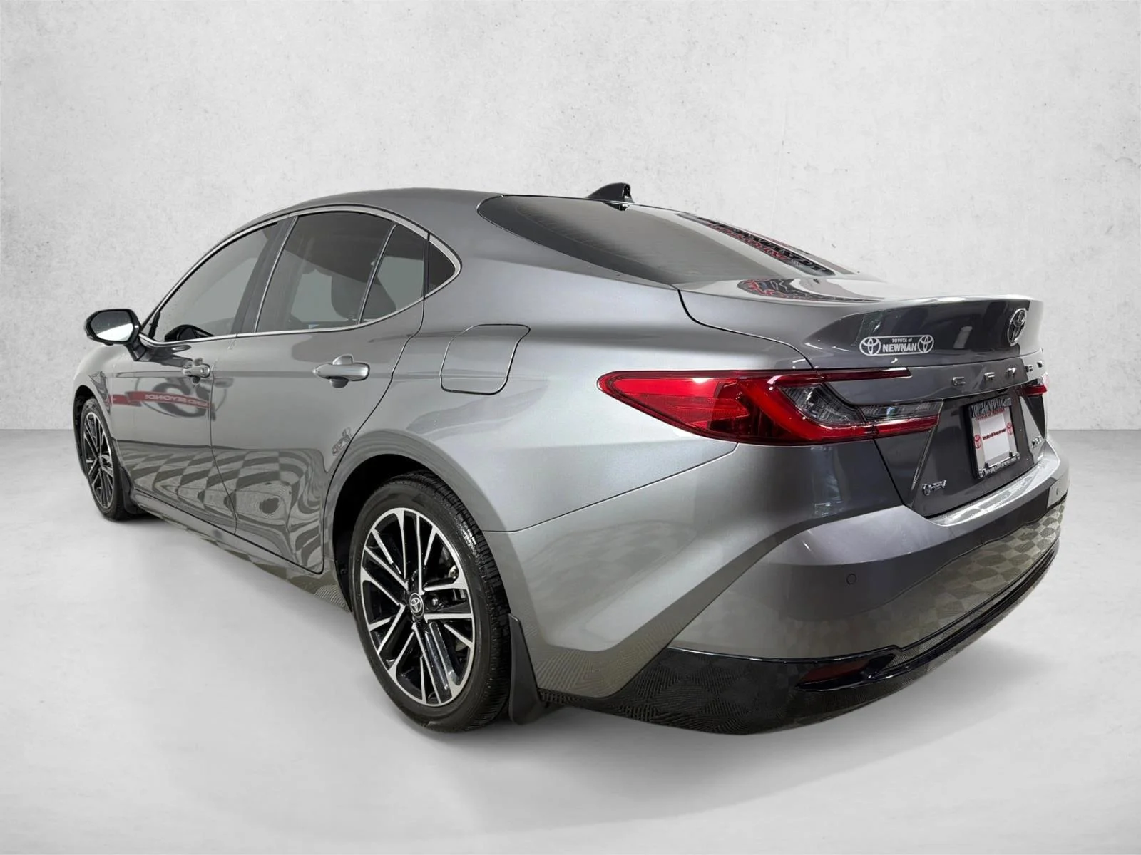 Used 2025 Silver Toyota LE image 6