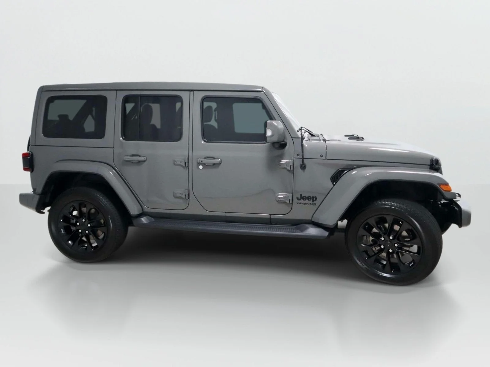Used 2022 Sting-Gray Clearcoat Jeep Unlimited High Altitude image 6