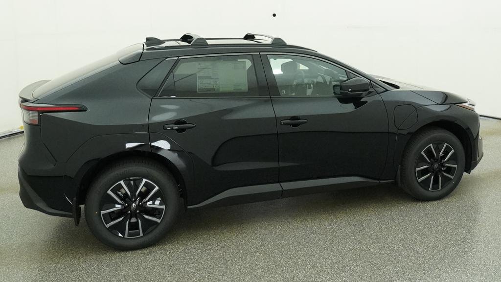 New 2026 Midnight Black Metallic Toyota XLE image 16