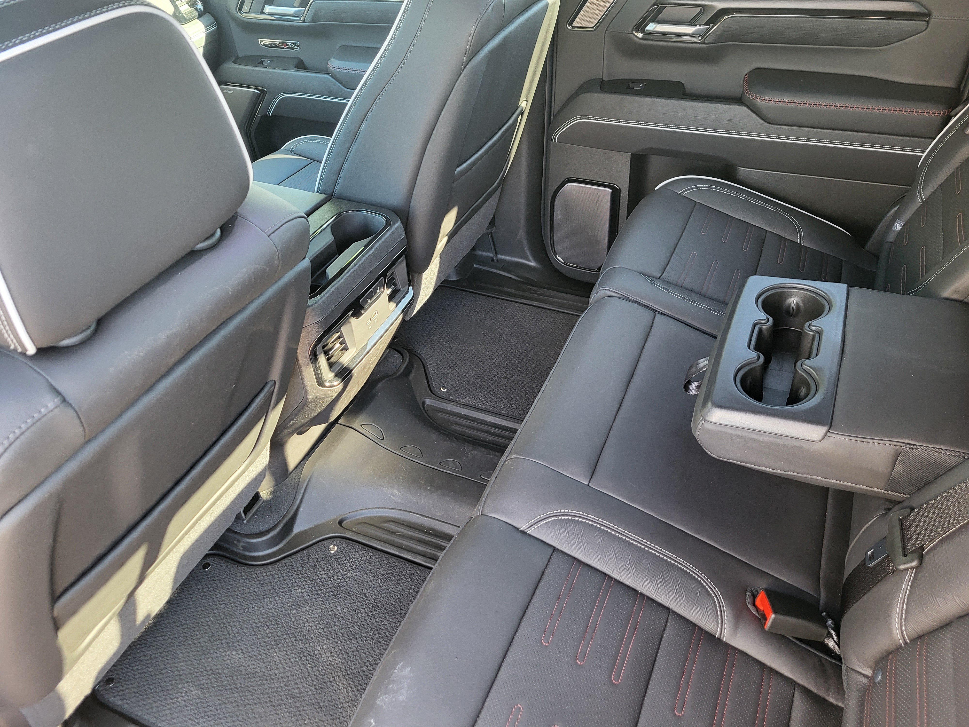 2026 GMC Sierra 1500 AT4X - Photo 24