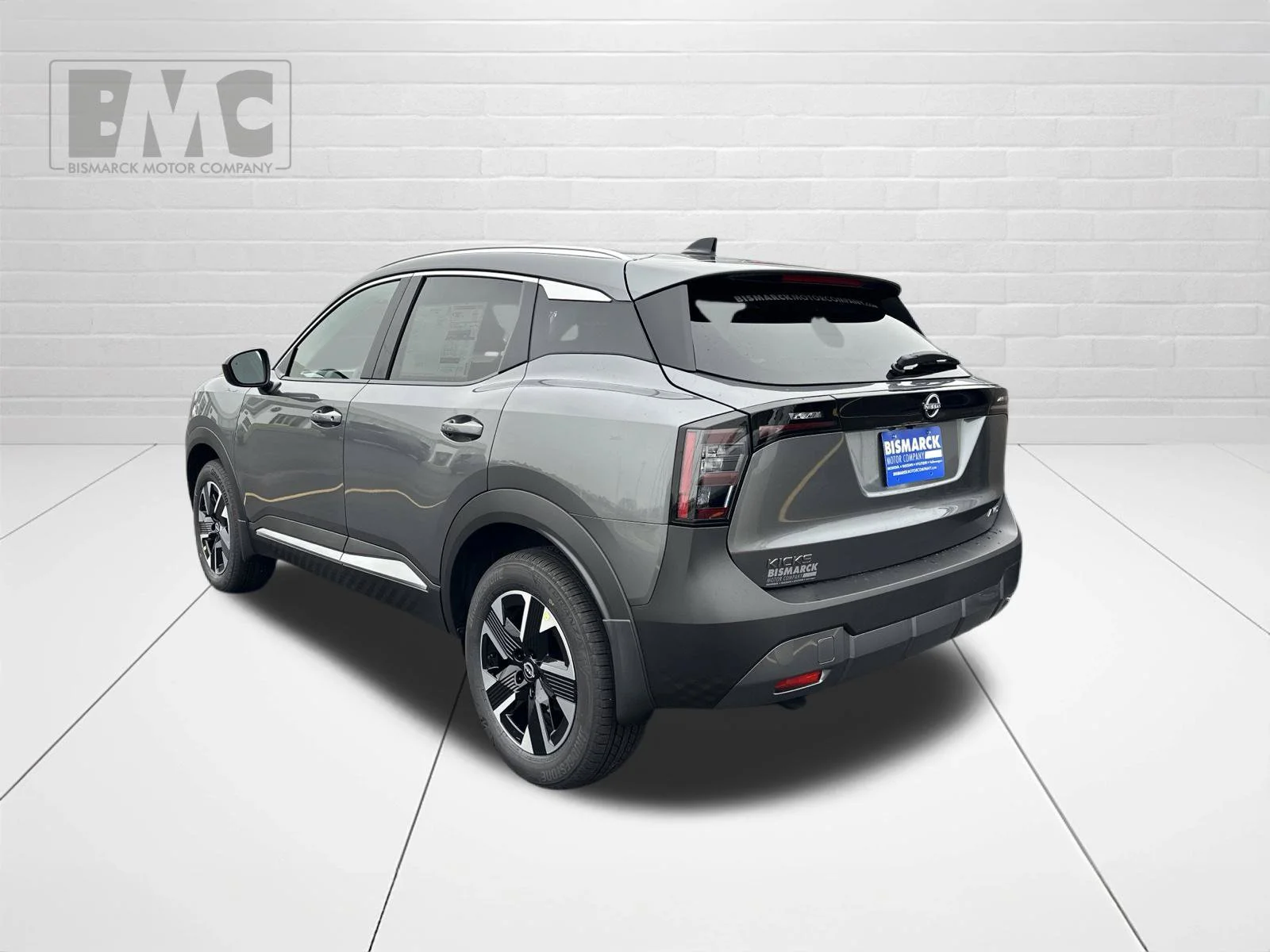 New 2027 Gun Metallic Nissan SV image 4