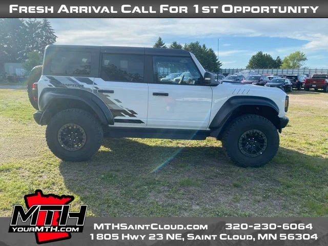 2023 Ford Bronco Raptor 4x4's photo