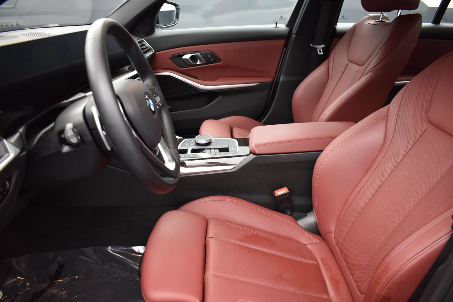 Used 2024 Alpine White BMW 330i xDrive image 10