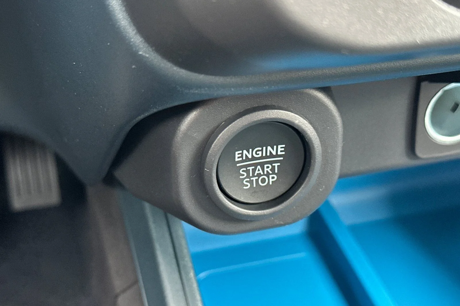 New 2025 Gray Ford XLT image 17