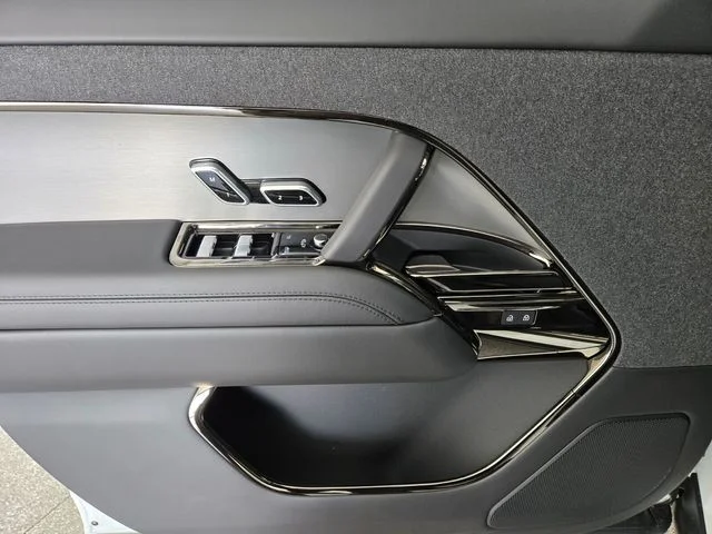 2026 Land Rover Range Rover Sport SE - Photo 20