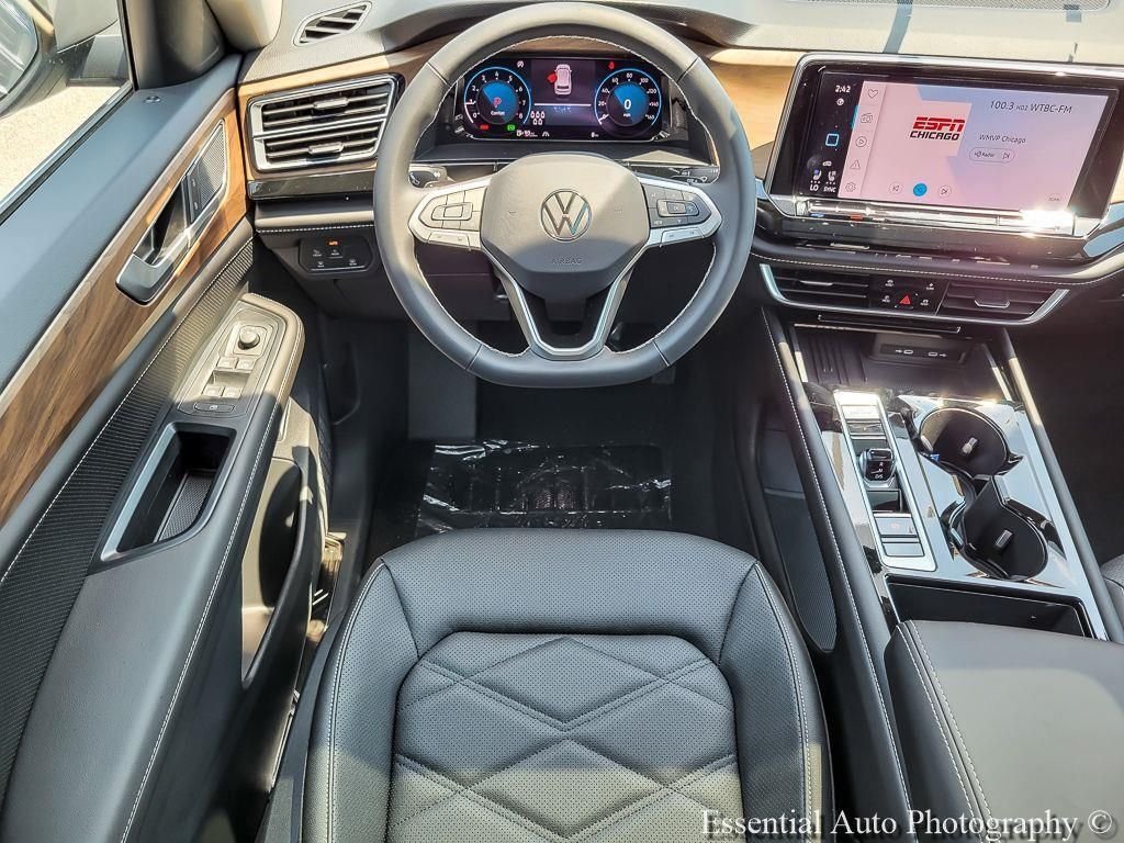 New 2026 Pure Gray Volkswagen 2.0T SE w/Technology image 11