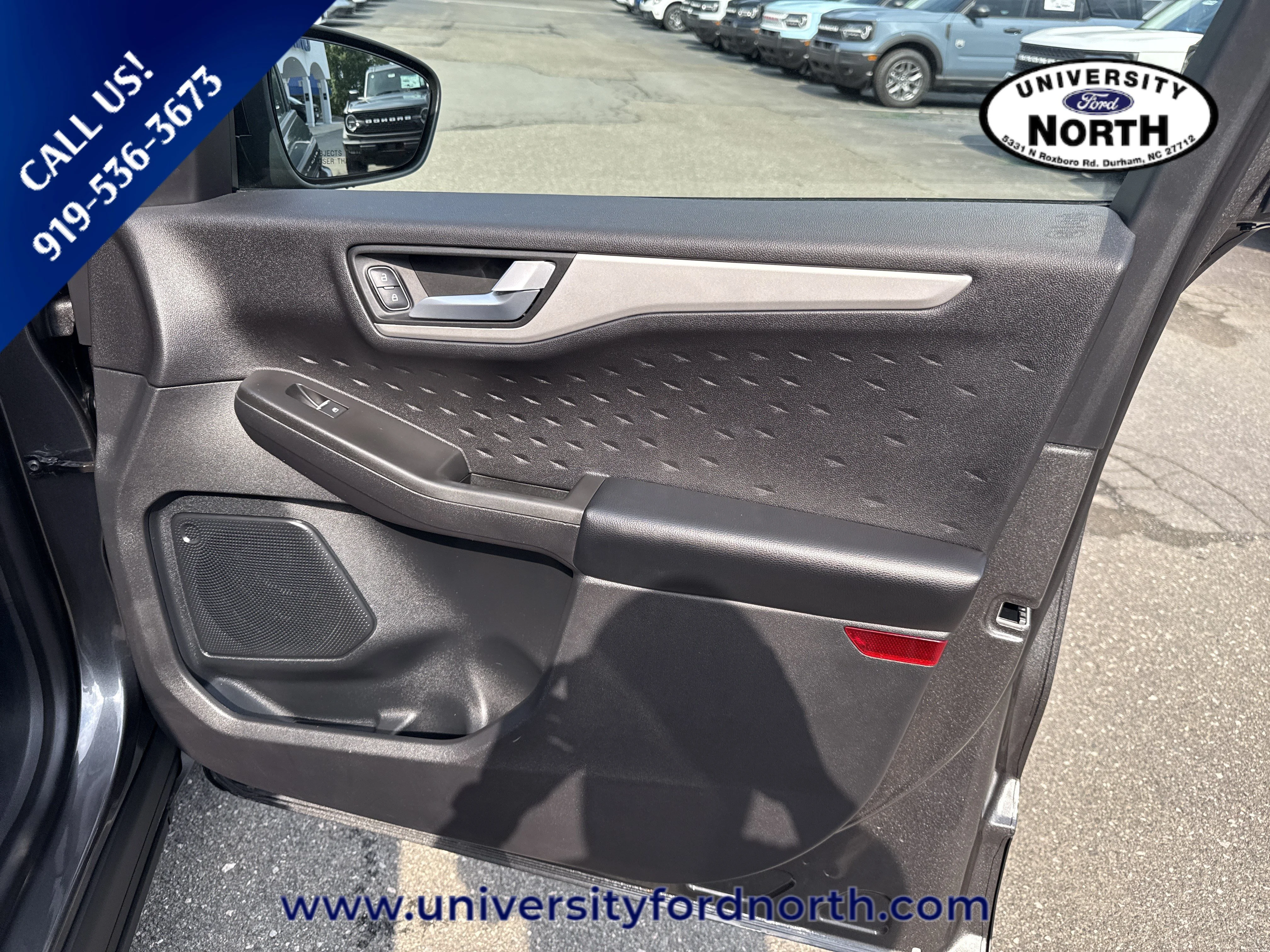 Used 2020 Magnetic Metallic Ford SEL image 33