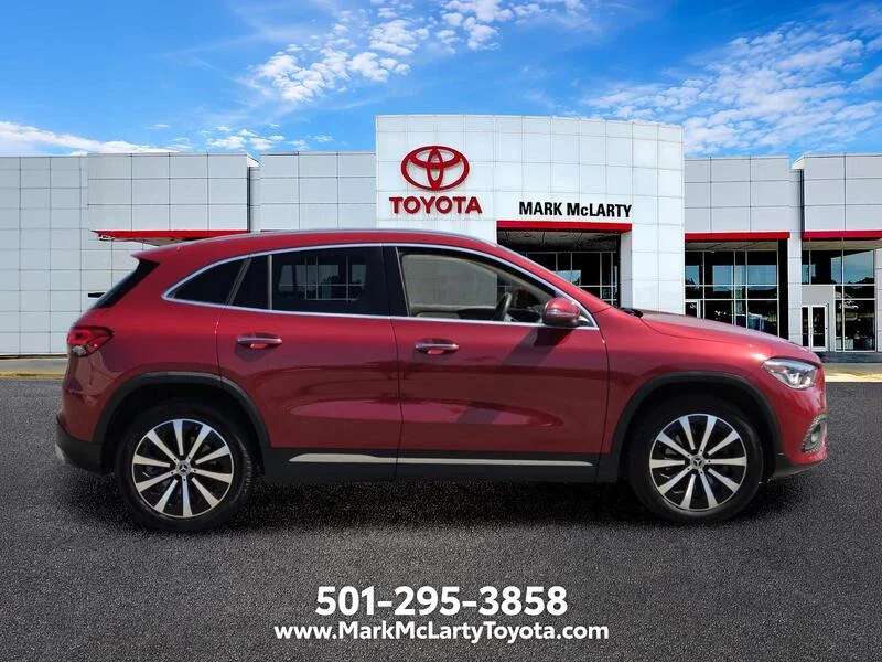 Used 2023 MANUFAKTUR Patagonia Red MERCEDES-BENZ GLA 250 4MATIC® SUV image 6