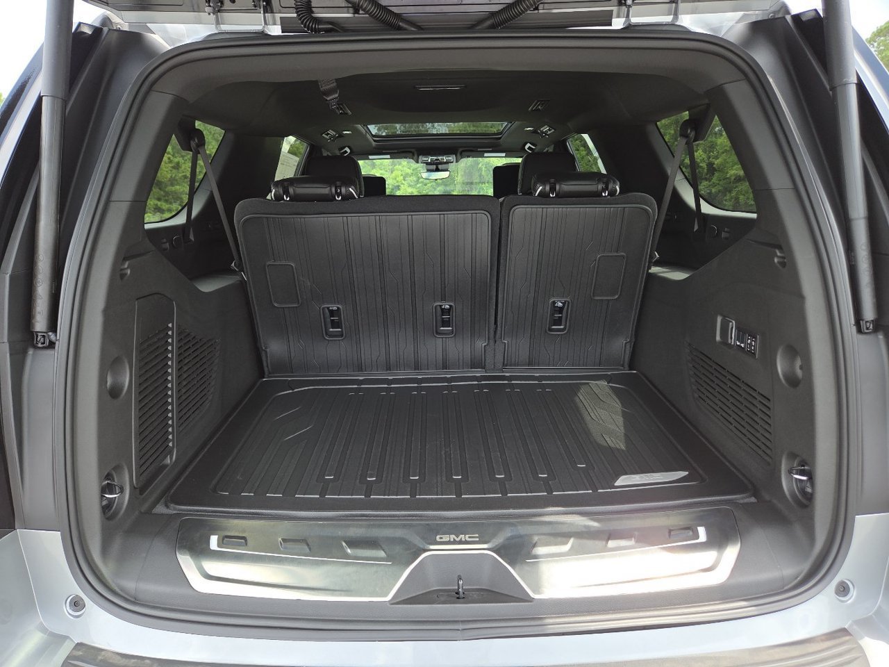 2026 GMC Yukon XL AT4 Ultimate - Photo 25