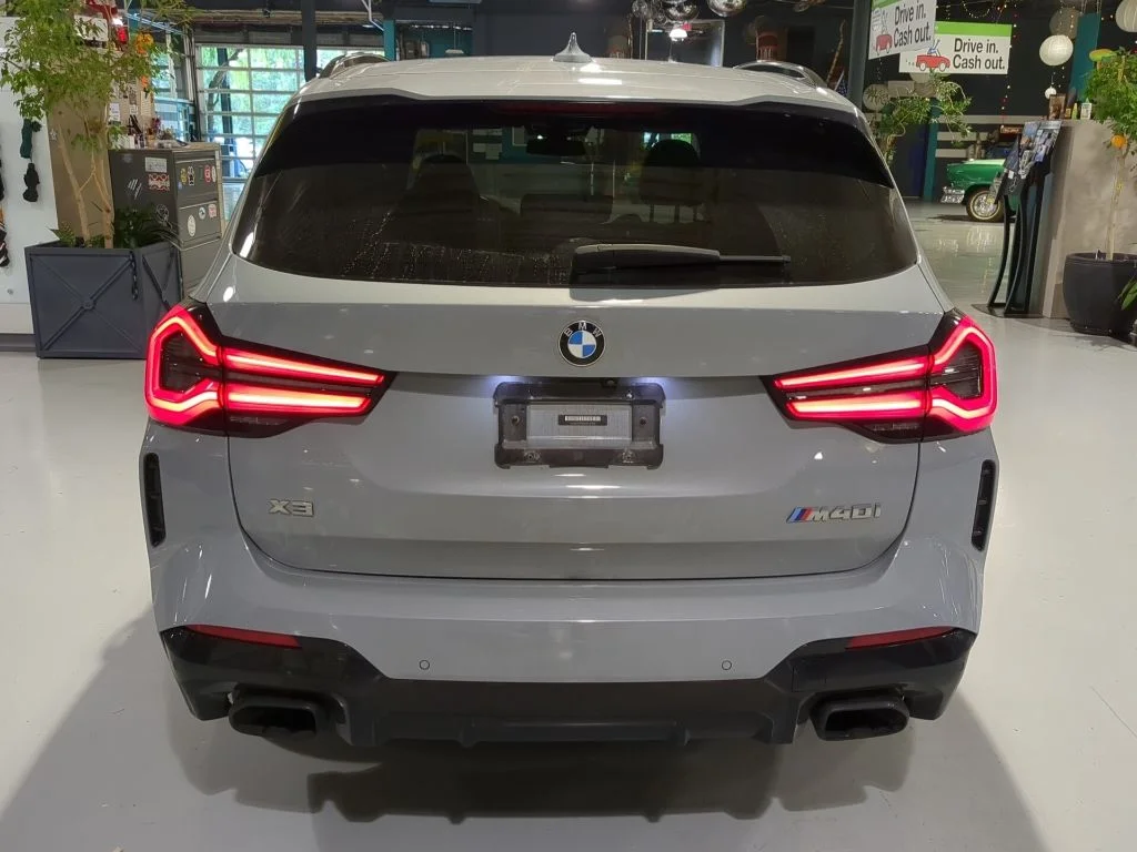 Used 2022 Gray BMW M40i image 8