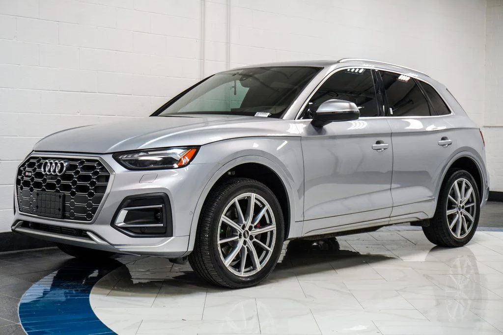 Used 2022 Silver Audi Prestige image 4