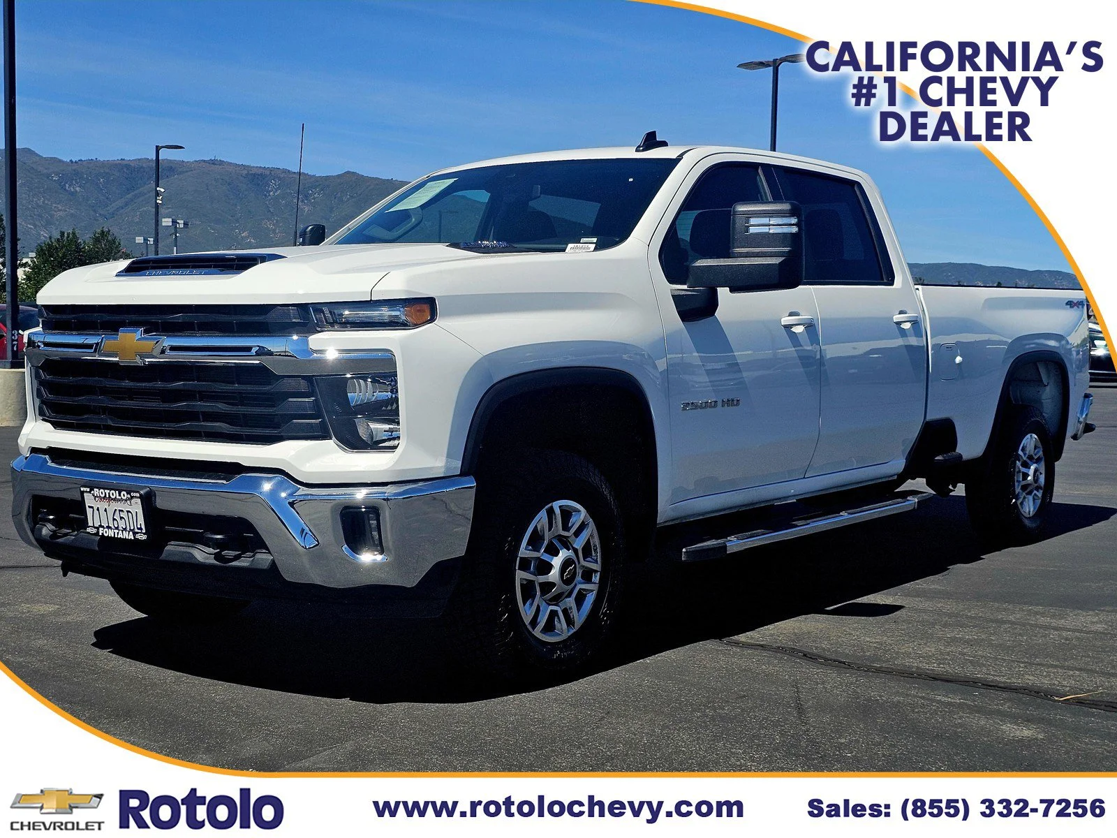 Used 2025 Summit White Chevrolet LT image 3