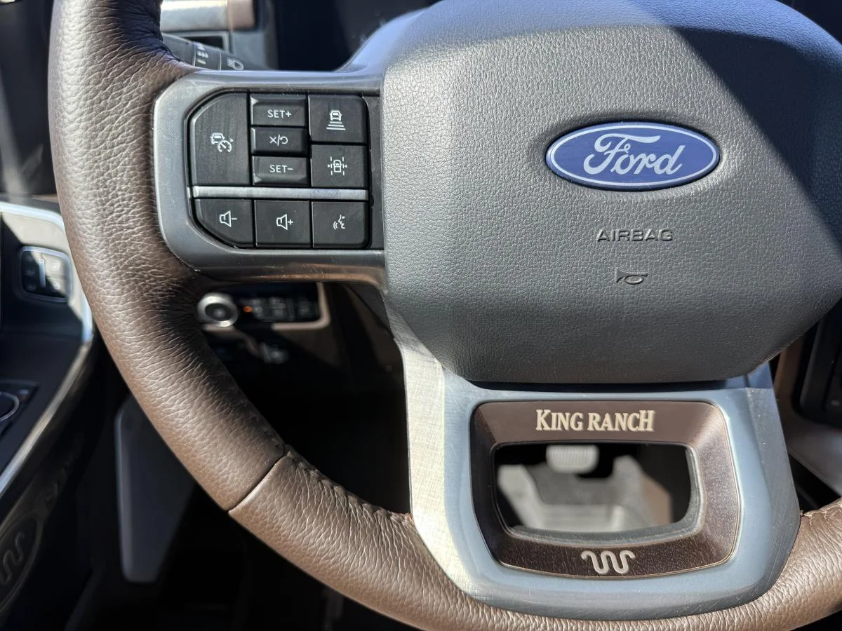 Used 2025 Black Ford King Ranch image 31