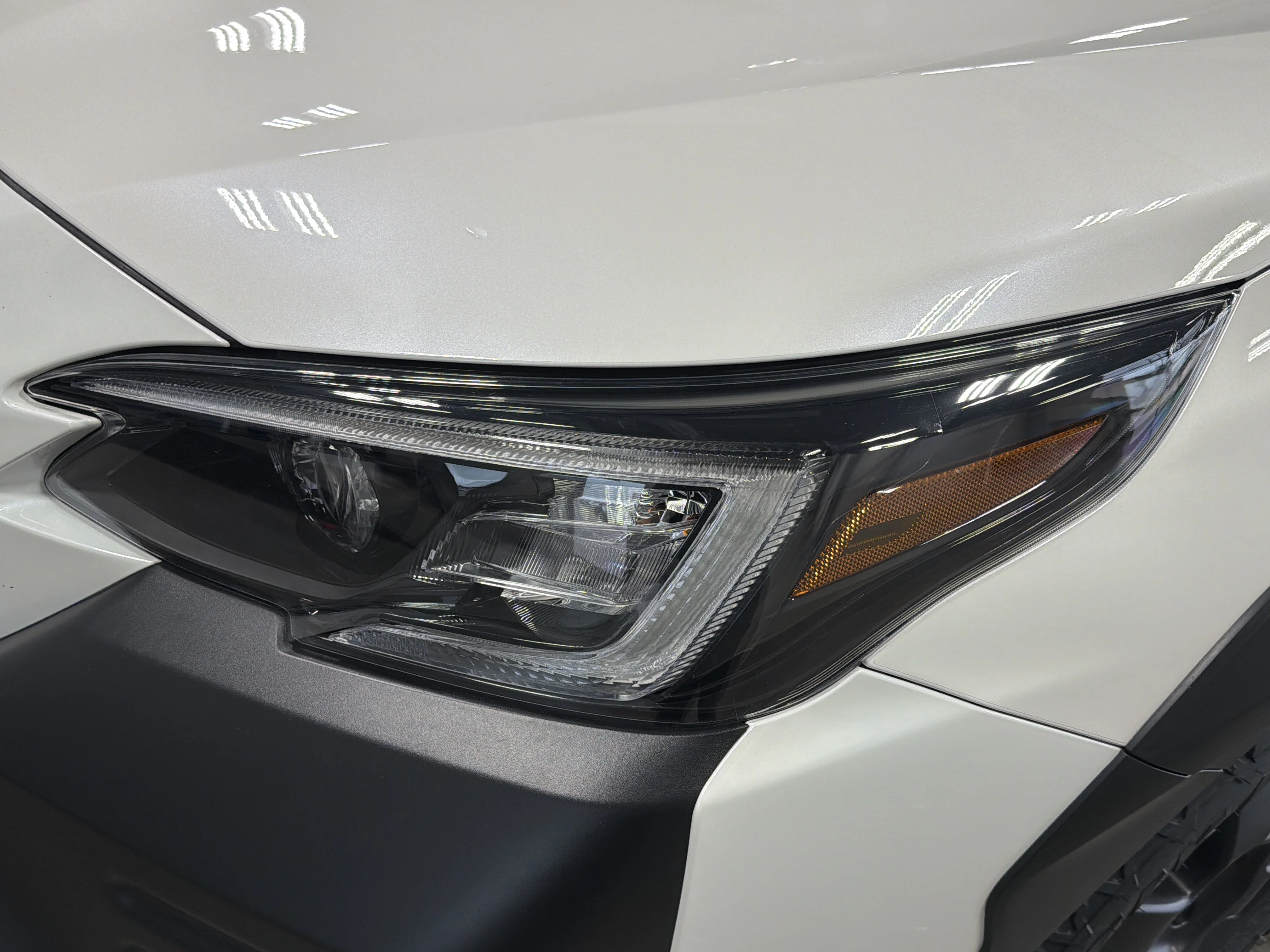 Used 2023 Crystal White Pearl Subaru Wilderness image 16