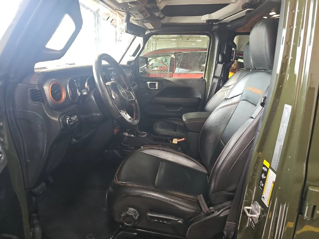Used 2022 Green Jeep Mojave image 5