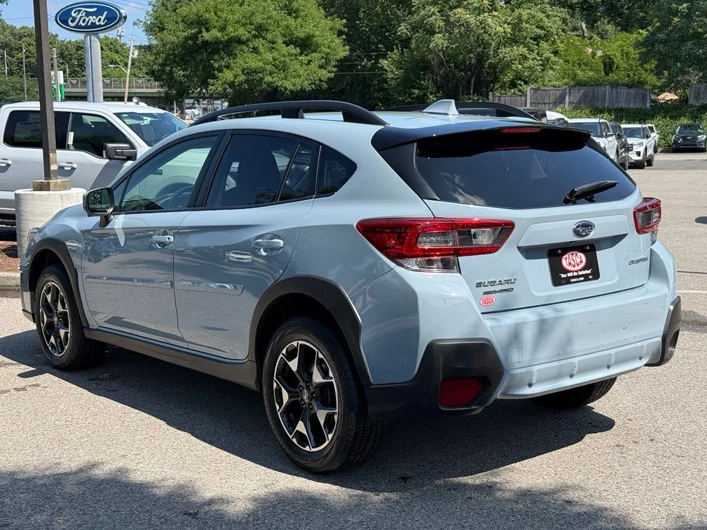 Used 2020 Gray Subaru Premium image 8