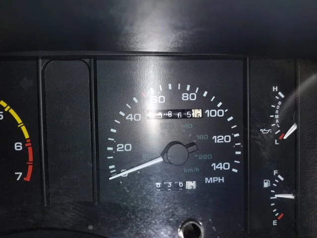 Used 1992 Red Ford LX image 22