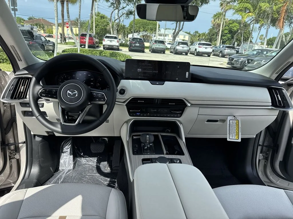 New 2026 Platinum Mazda 3.3 Turbo Premium Plus AWD image 36
