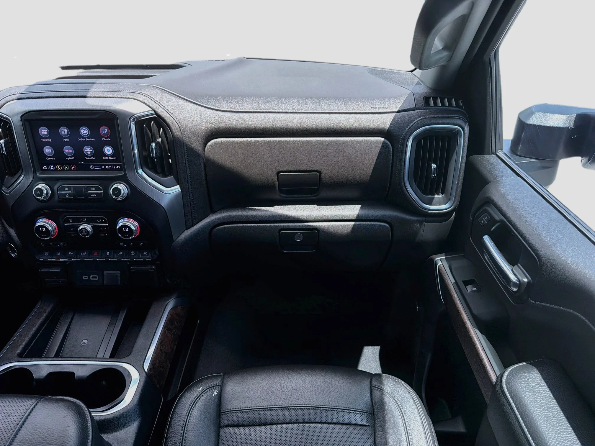 Used 2023 Ebony Twilight Metallic GMC Denali image 17