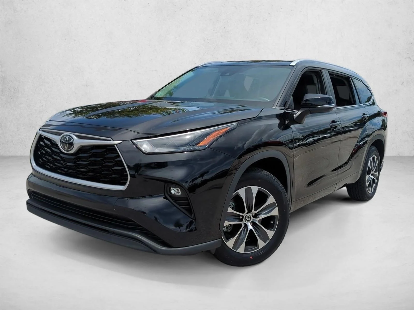 Used 2023 Midnight Black Metallic Toyota XLE image 1
