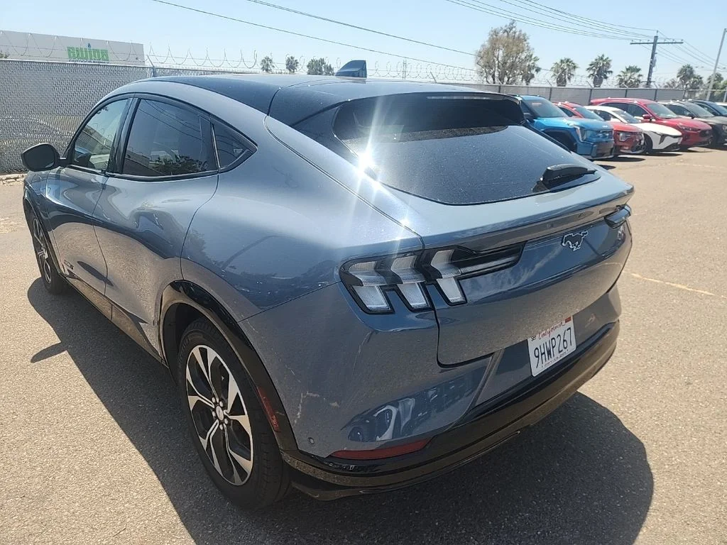 Used 2023 Blue Ford Premium image 11