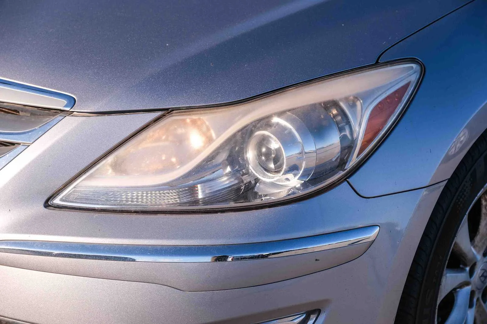 Used 2013 Titanium Gray Metallic Hyundai 3.8L image 12