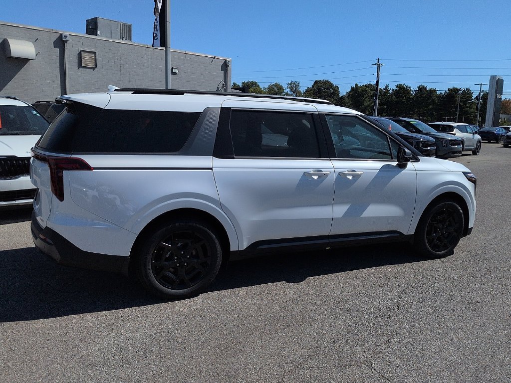 New 2027 Snow White Pearl Kia SX Prestige image 2