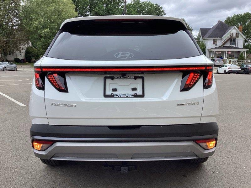 New 2026 White Hyundai SEL Convenience image 7