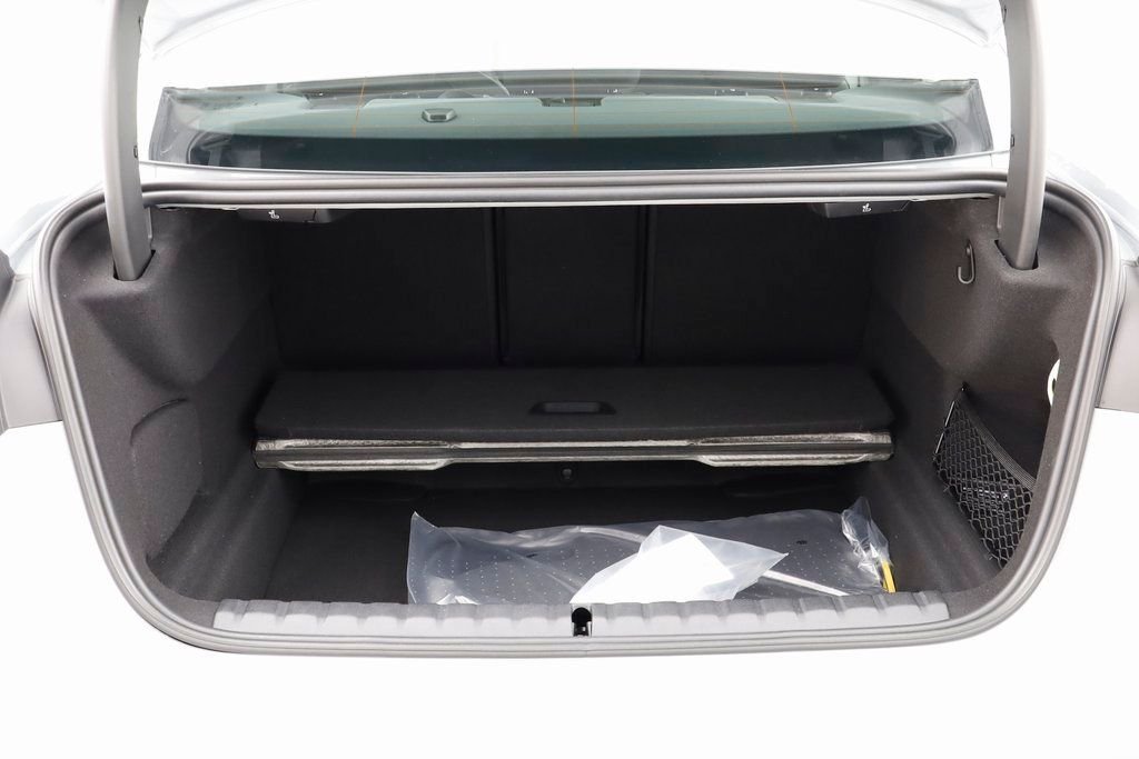 2025 BMW 2 Series M235 - Photo 18