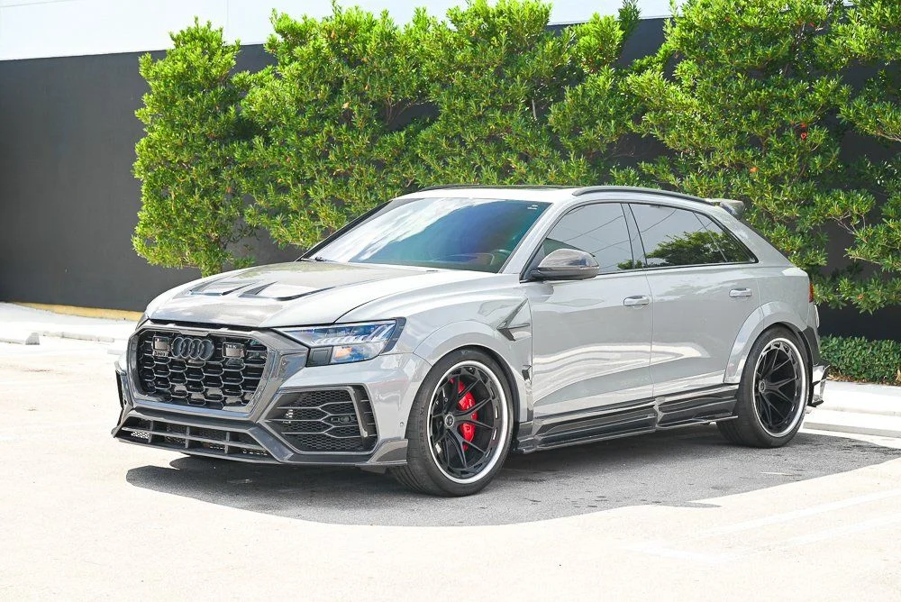 2022 Audi RS Q8 -'s photo