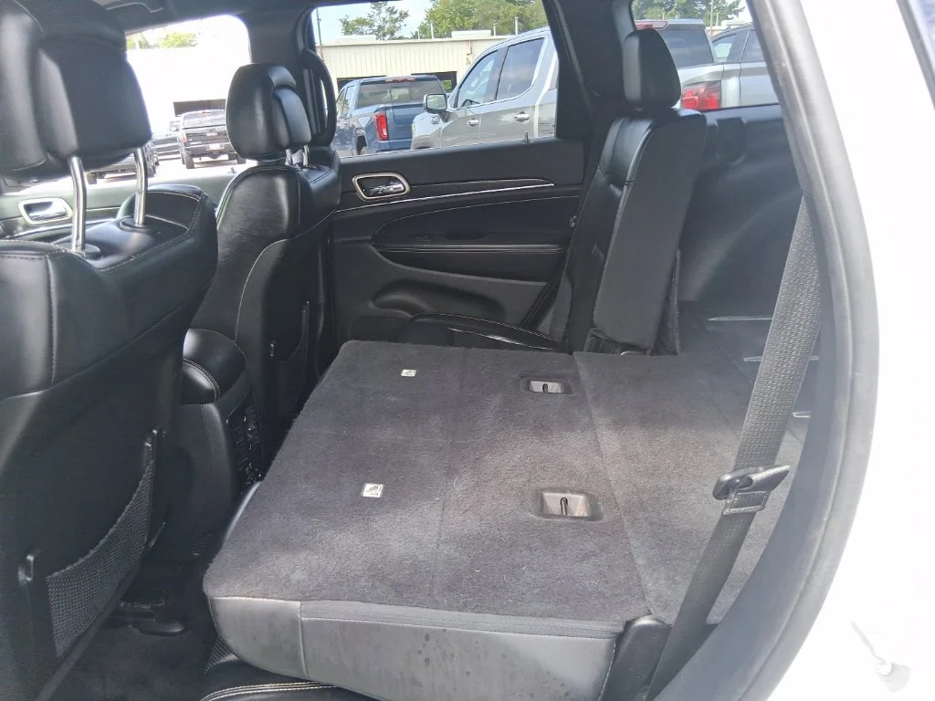 Used 2017 White Jeep Limited image 18