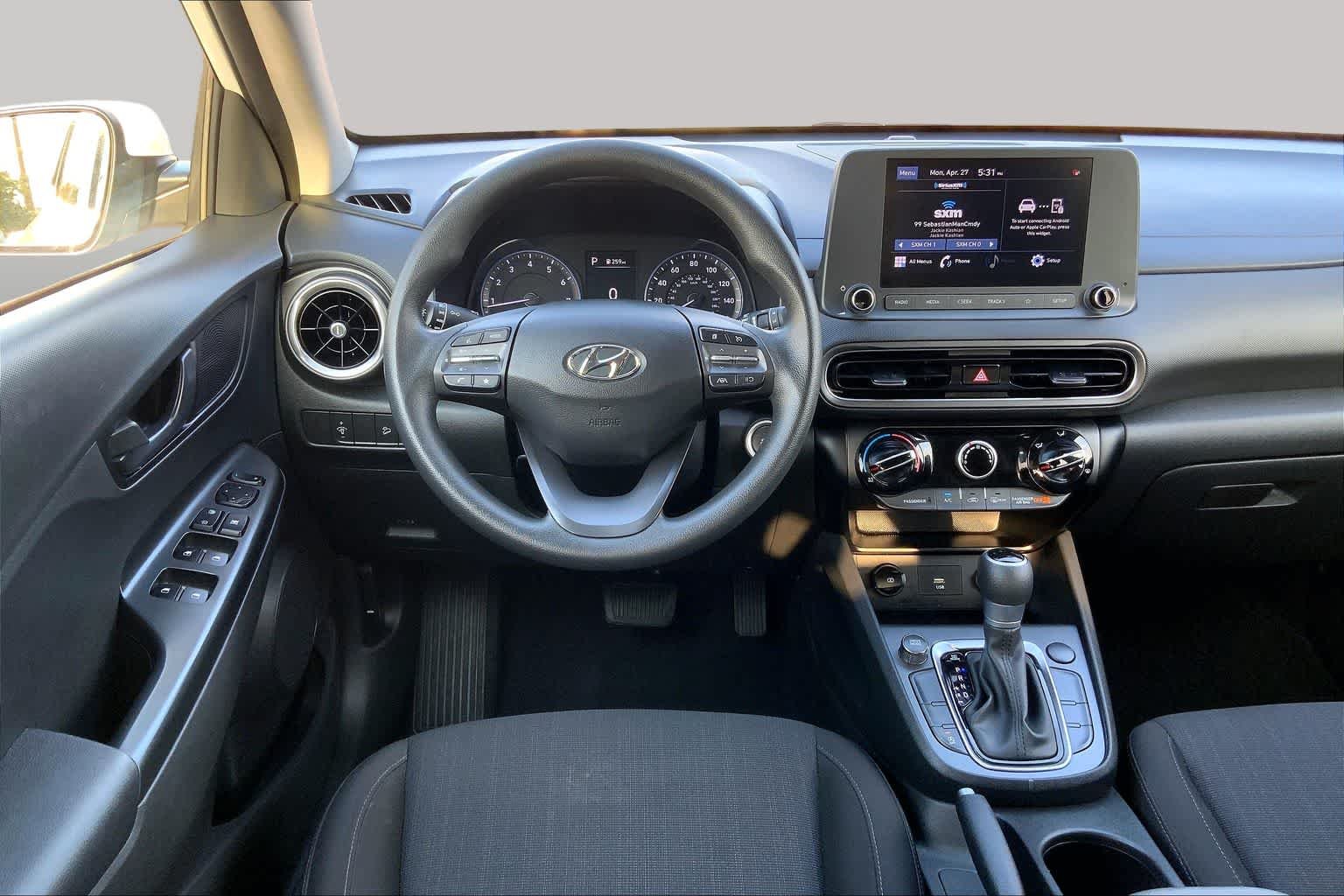 Used 2022 Lunar White Hyundai SEL image 6