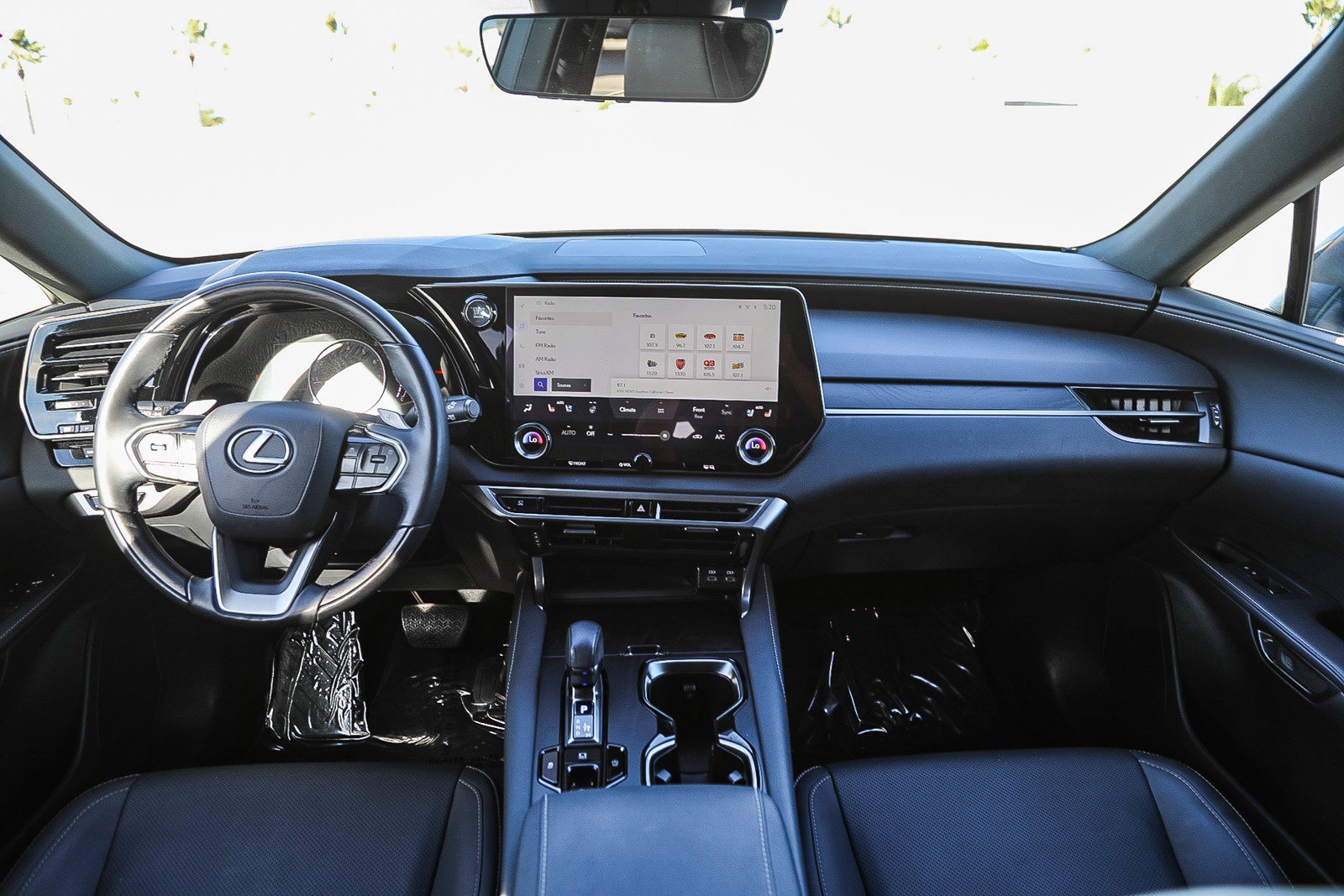 2024 Lexus RX 350 - Photo 11