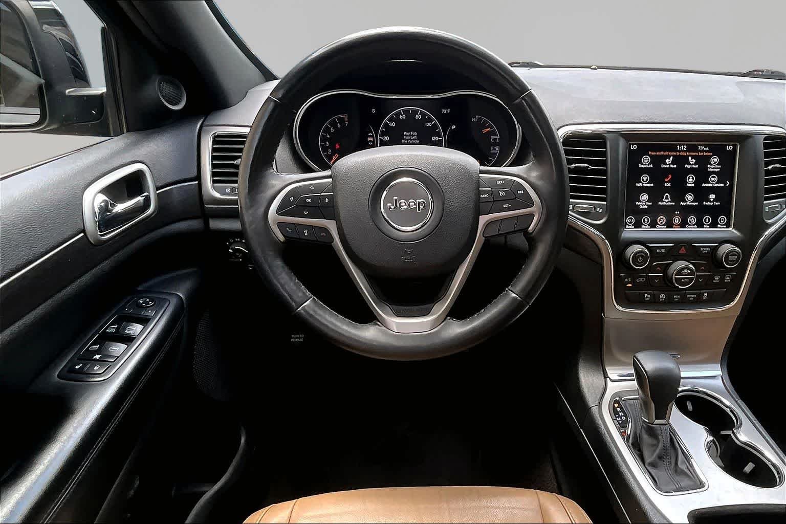 Used 2018 Diamond Black Crystal Pearlcoat Jeep Altitude image 6