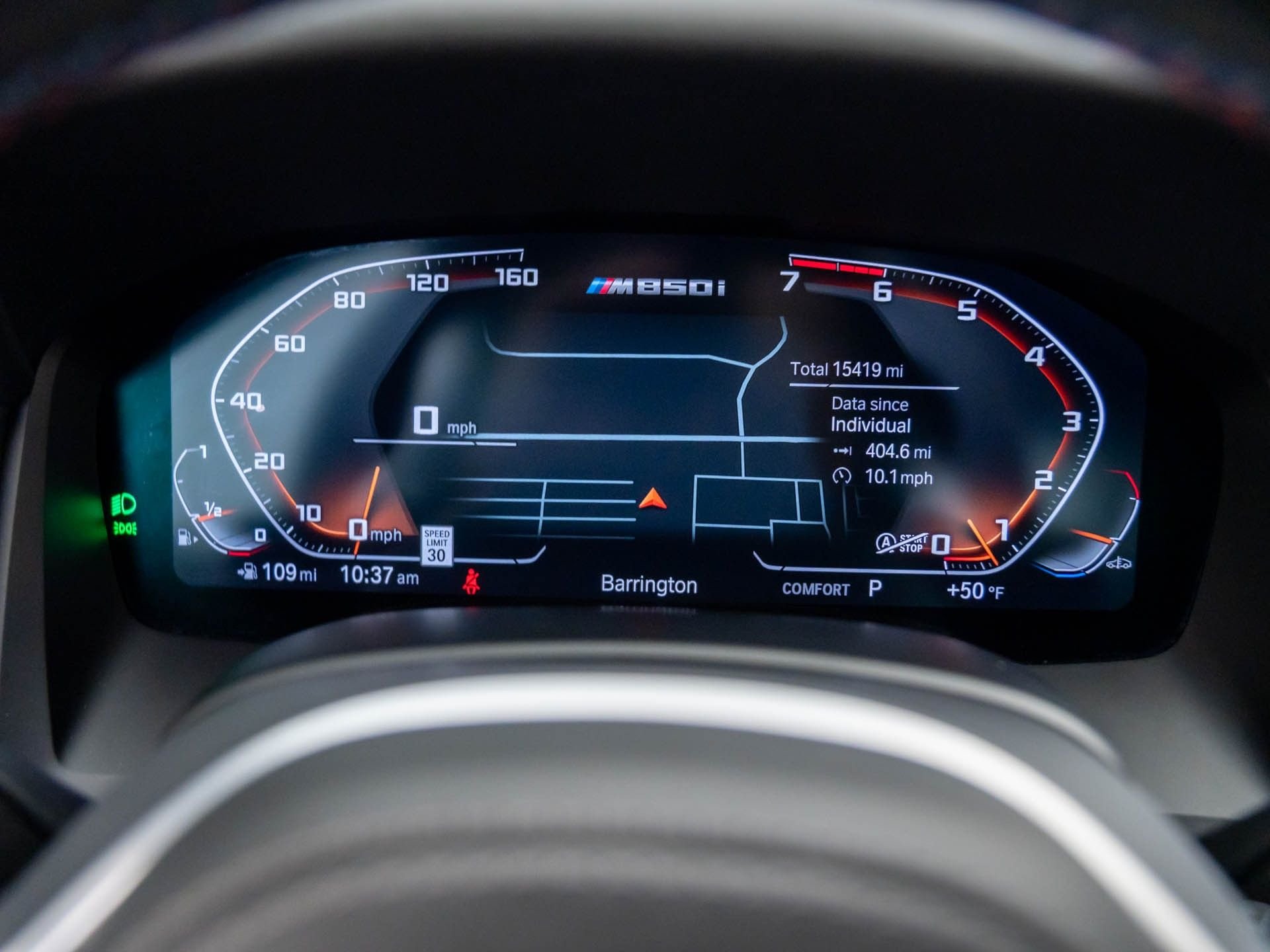 2025 BMW 8 Series M850i - Photo 33