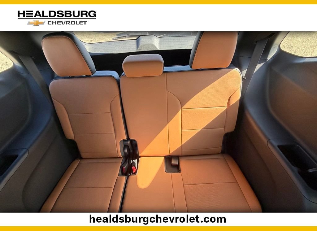 2027 Chevrolet Traverse Z71 - Photo 14
