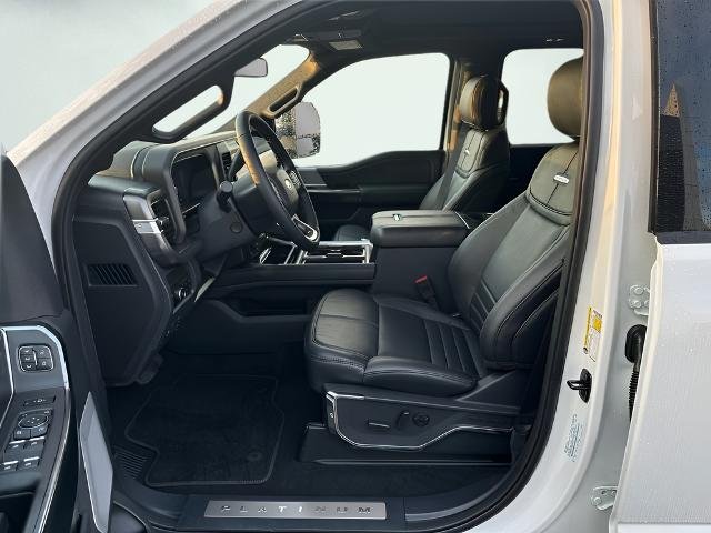 New 2026 Star White Metallic Tri-Coat Ford F-250® Platinum® image 36