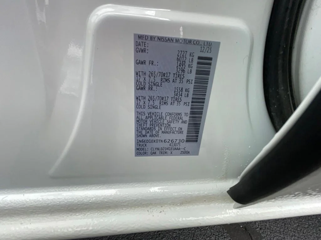Used 2026 White Nissan PRO-4X image 31