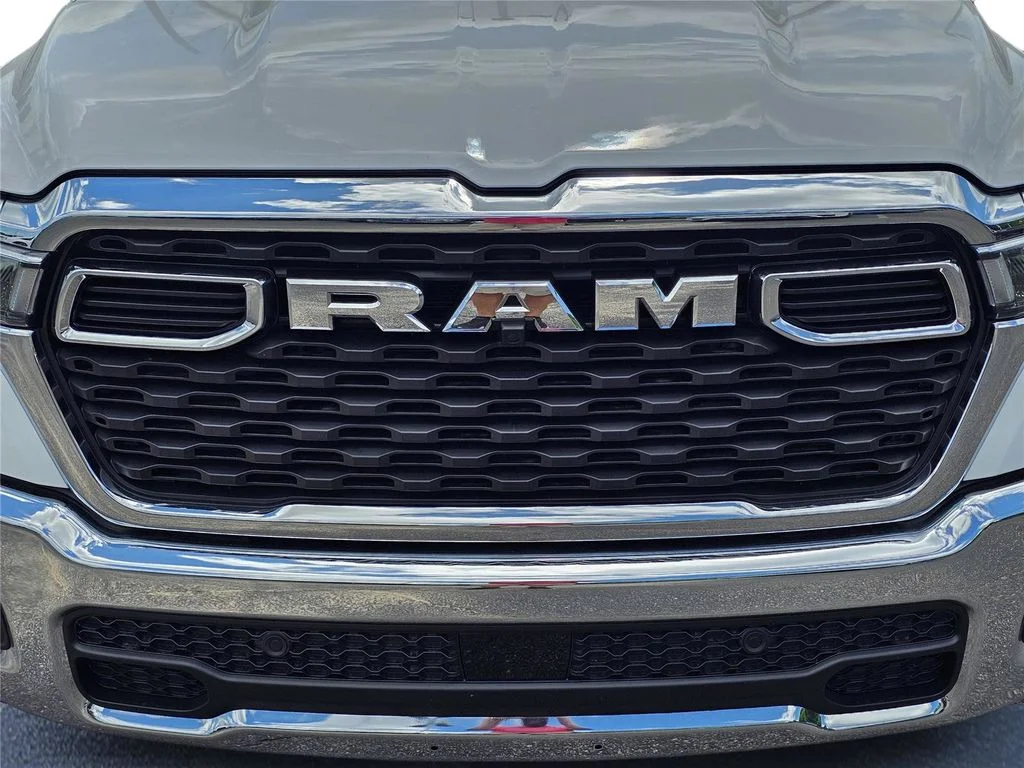 New 2026 Bright White Clear-Coat Exterior Paint RAM Big Horn/Lone Star image 3