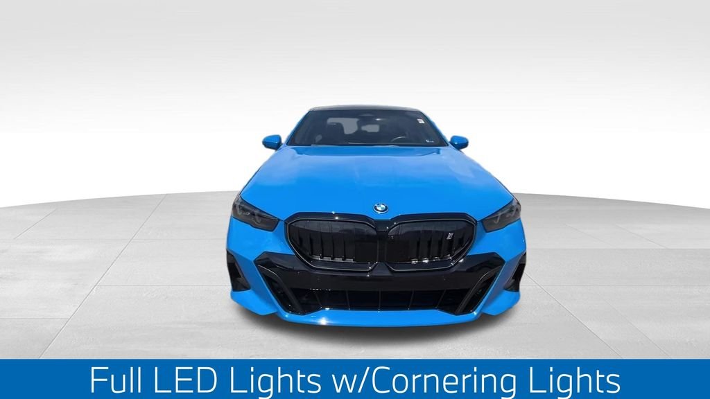 Used 2025  BMW xDrive40 image 16