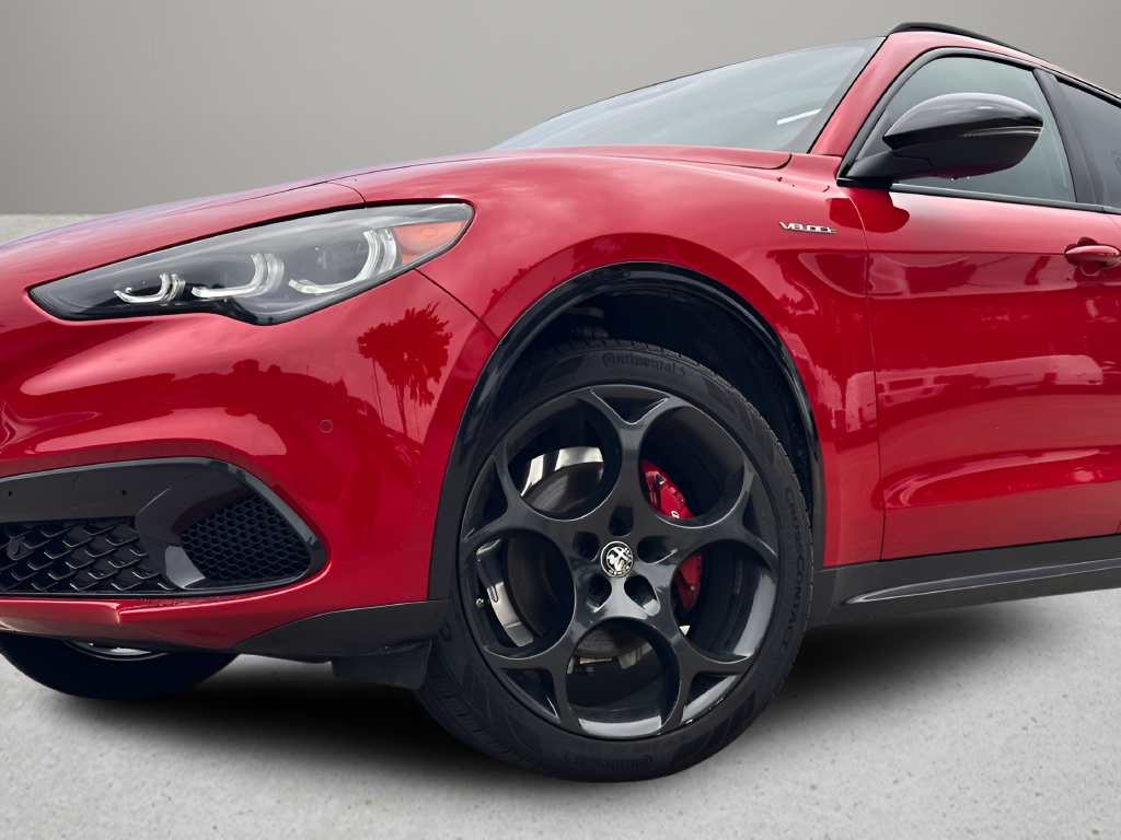 Used 2025 Red Alfa Romeo Base image 26