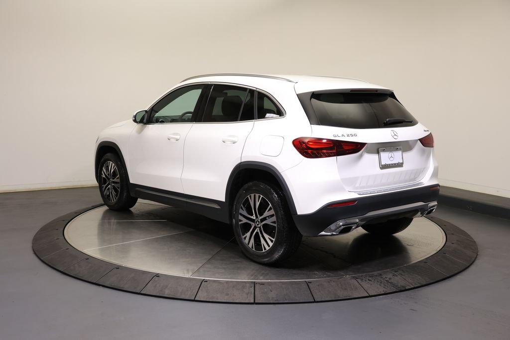 Used 2026 Polar White Mercedes-Benz GLA 250 image 5