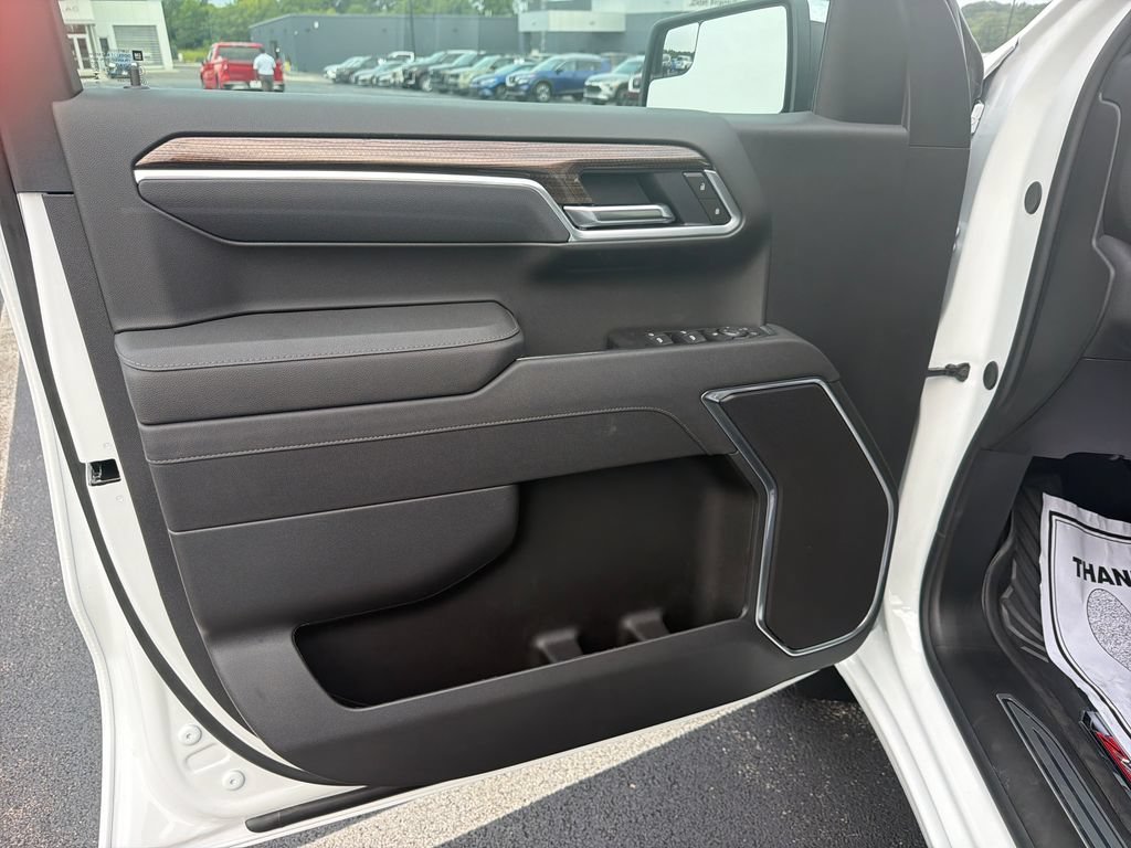 2026 Chevrolet Silverado 1500 LT - Photo 12