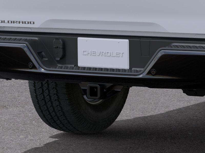 New 2026 Summit White Chevrolet WT image 14