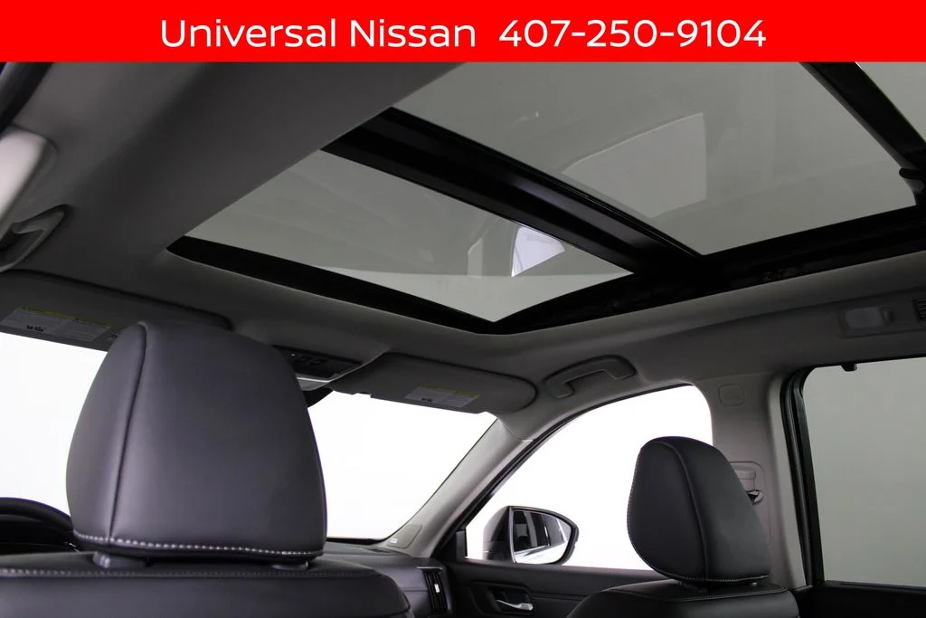 New 2026 White Nissan Platinum image 24
