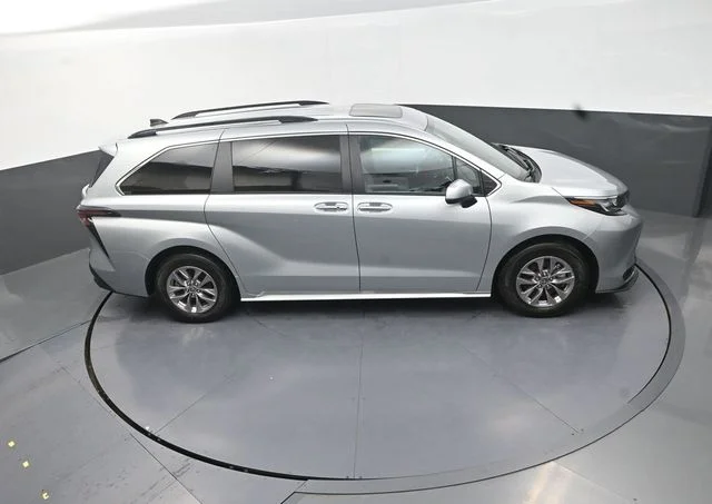 Used 2025 Silver Toyota XLE image 29